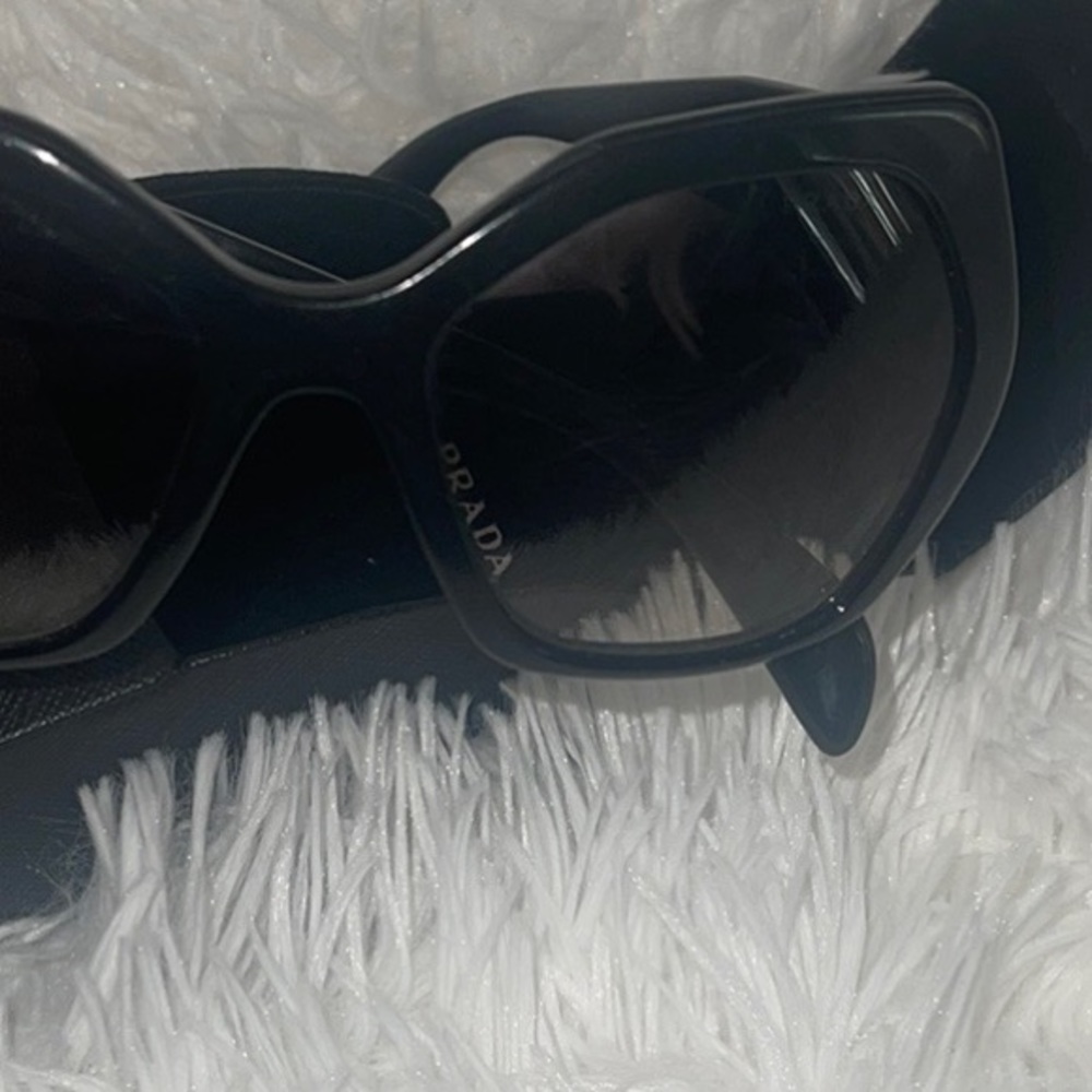 PRADA SUNGLASSES